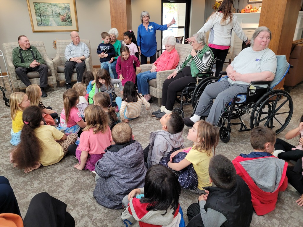 Walworth kindergarteners at Golden Year