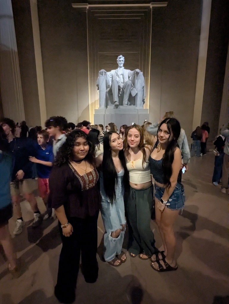 students at Lincoln Memorial 