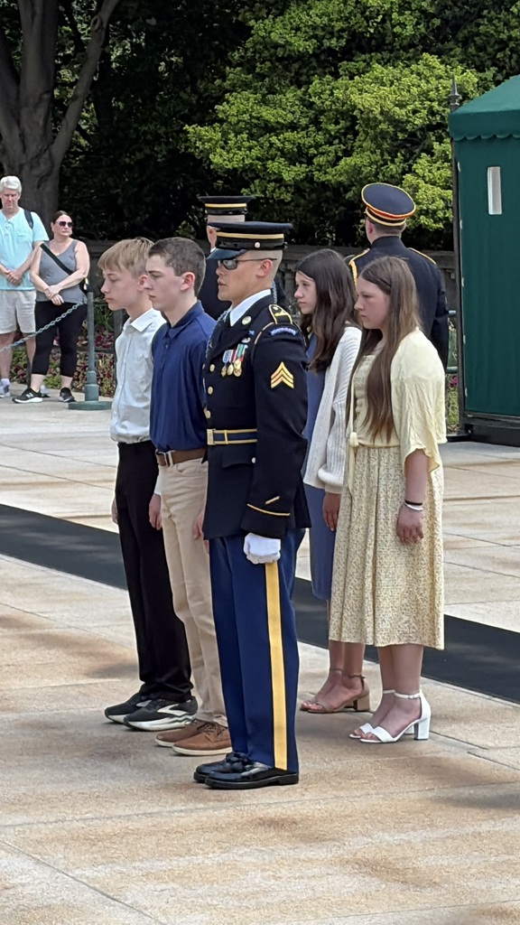Laying the wreath at the Tomb of the Unknown Soldier 