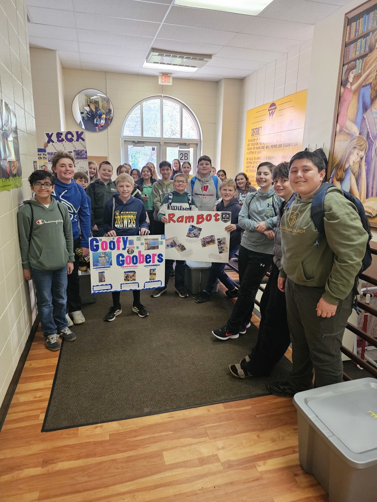Robotics team off to Gateway!