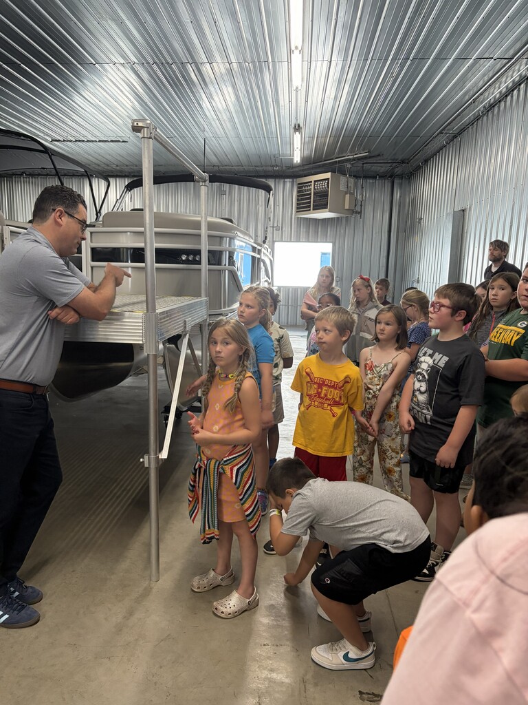 students at Gage Marine 