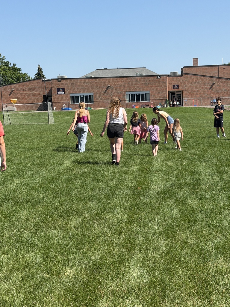 Students playing "Red Light, Green Light" at school