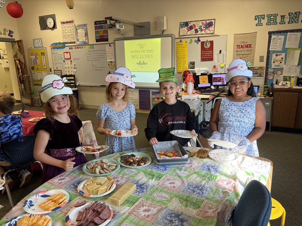 students getting snacks
