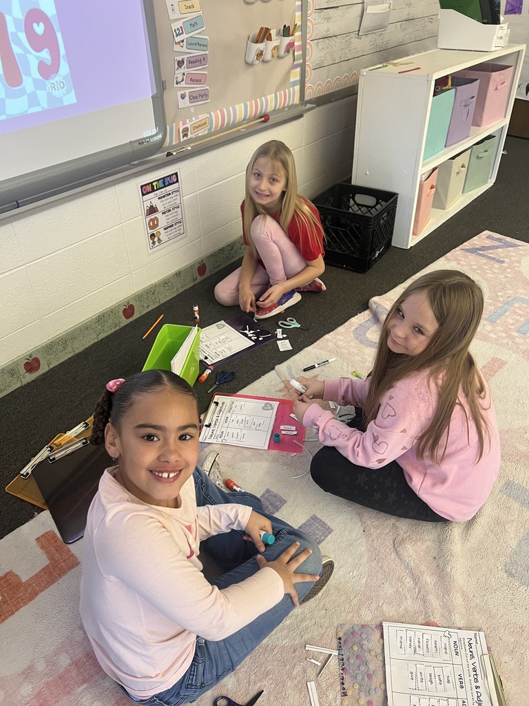 Happy Valentine’s Day from Miss Chorneyko’s classroom! ❤️💝 #WalworthJ1