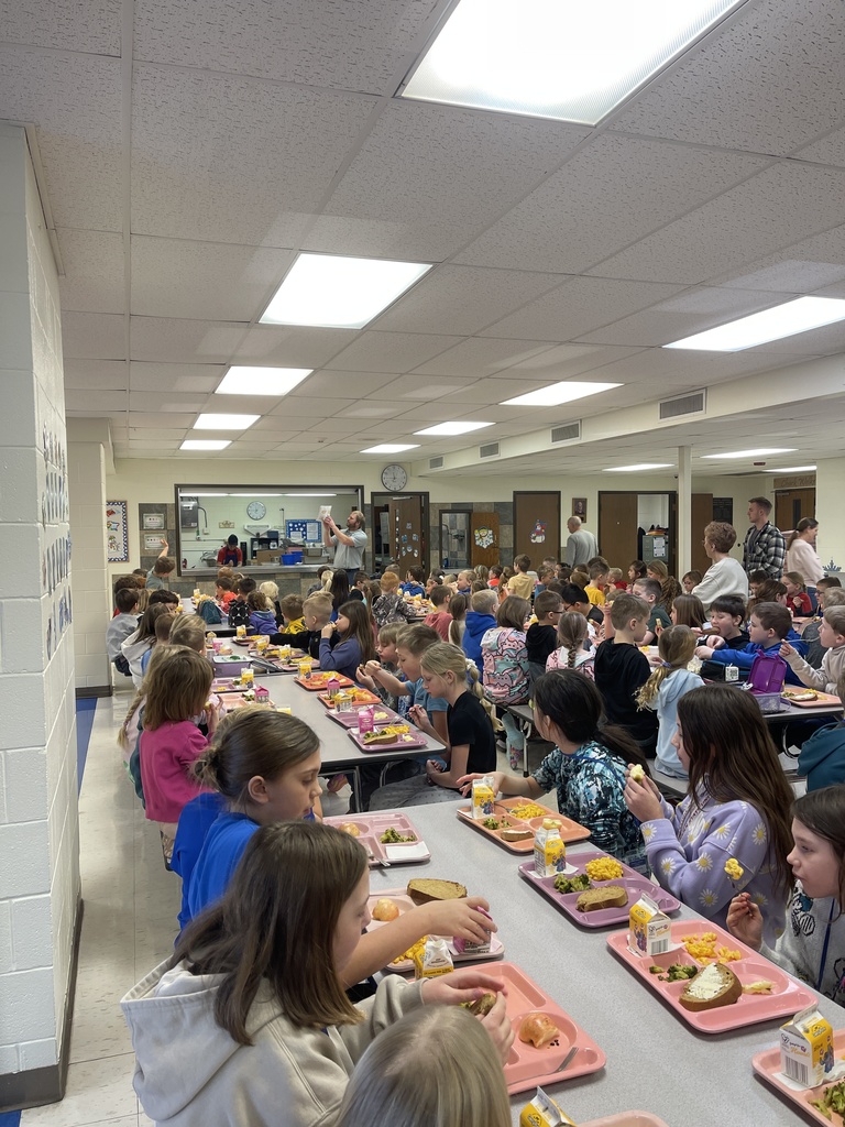 Sharing Stories at Lunch 📖✨