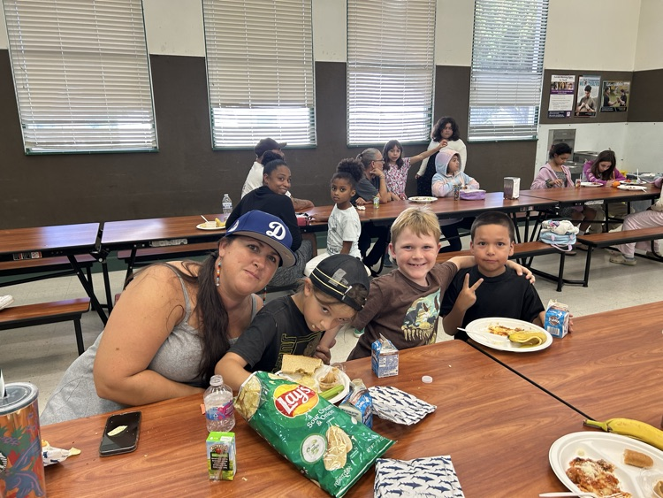parent lunch day