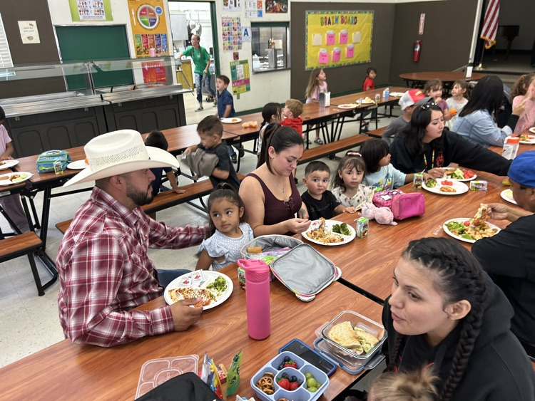 parent lunch day