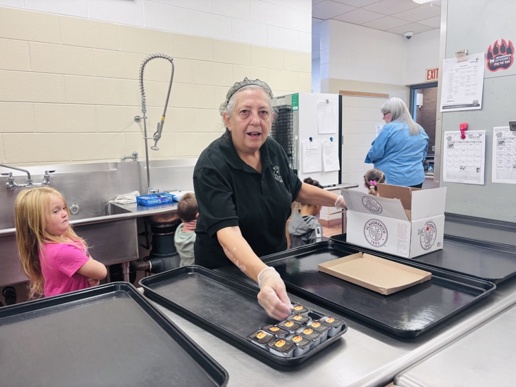 cafeteria tour 