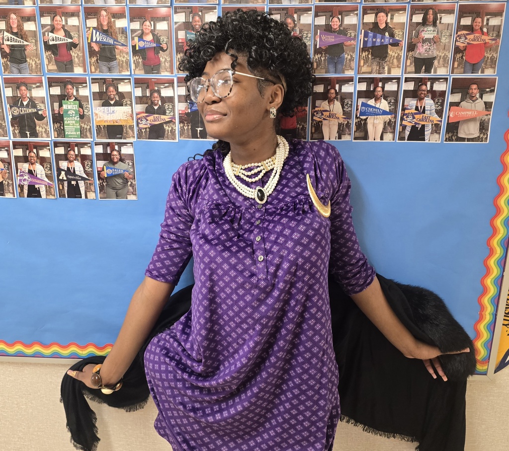 2025 Homecoming Spirit Week-Tens & Gens