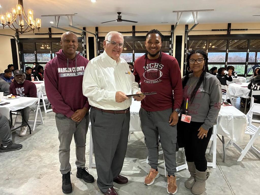 Coach Victor Hunt Jr Announced as Grand Marshal for Warrenton Christmas Parade