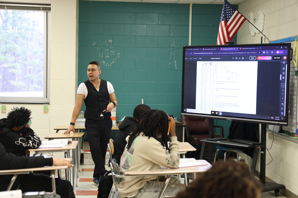 Warren County Middle School NC State Superintendent Mo Green Golden LEAF