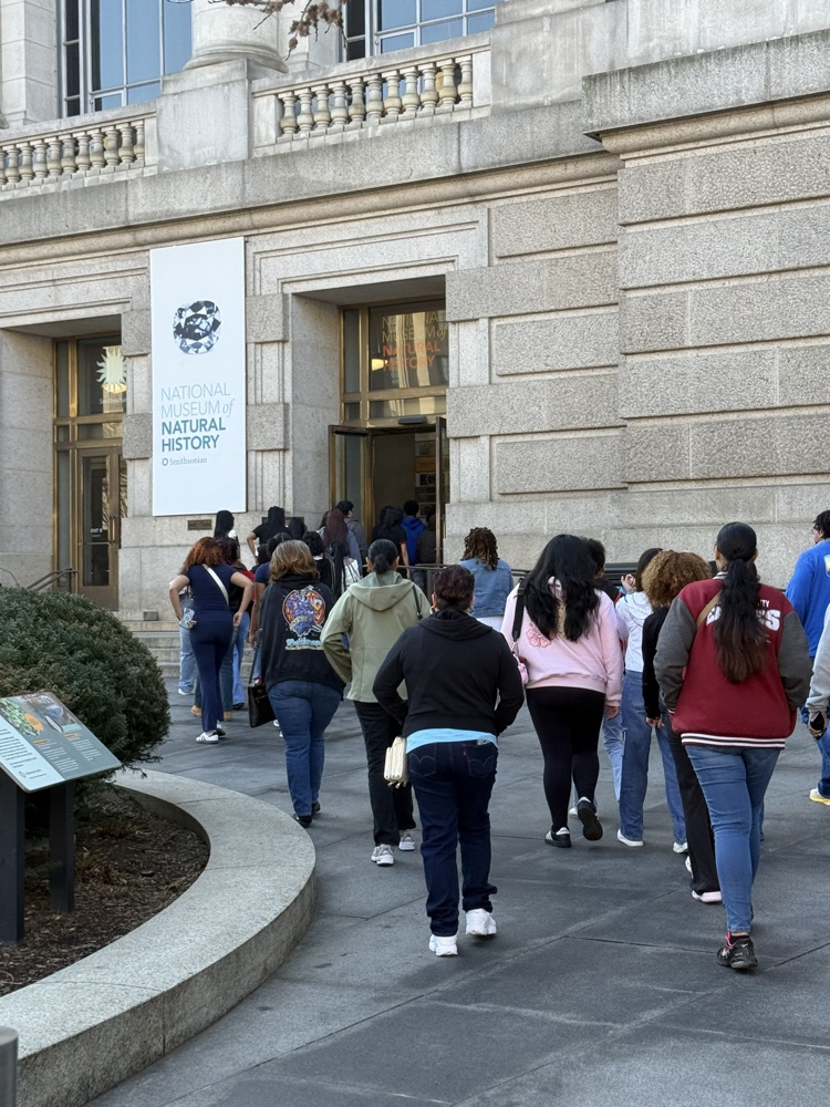 WECHS visits the Smithsonian