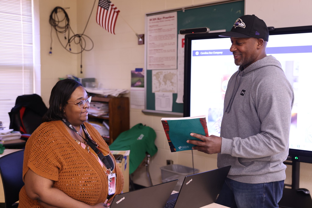 Warren County High School Family Engagement Night March 19 2026 (6)