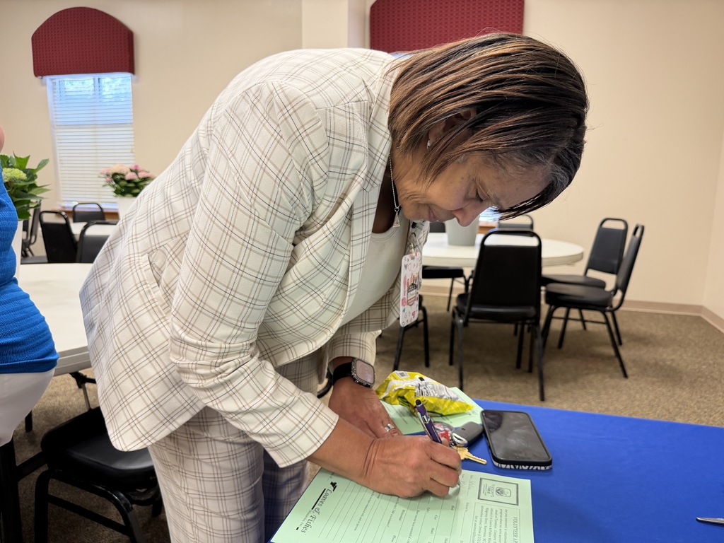 Warren County Schools Tuesdays Table Ribbon Cutting Ceremony