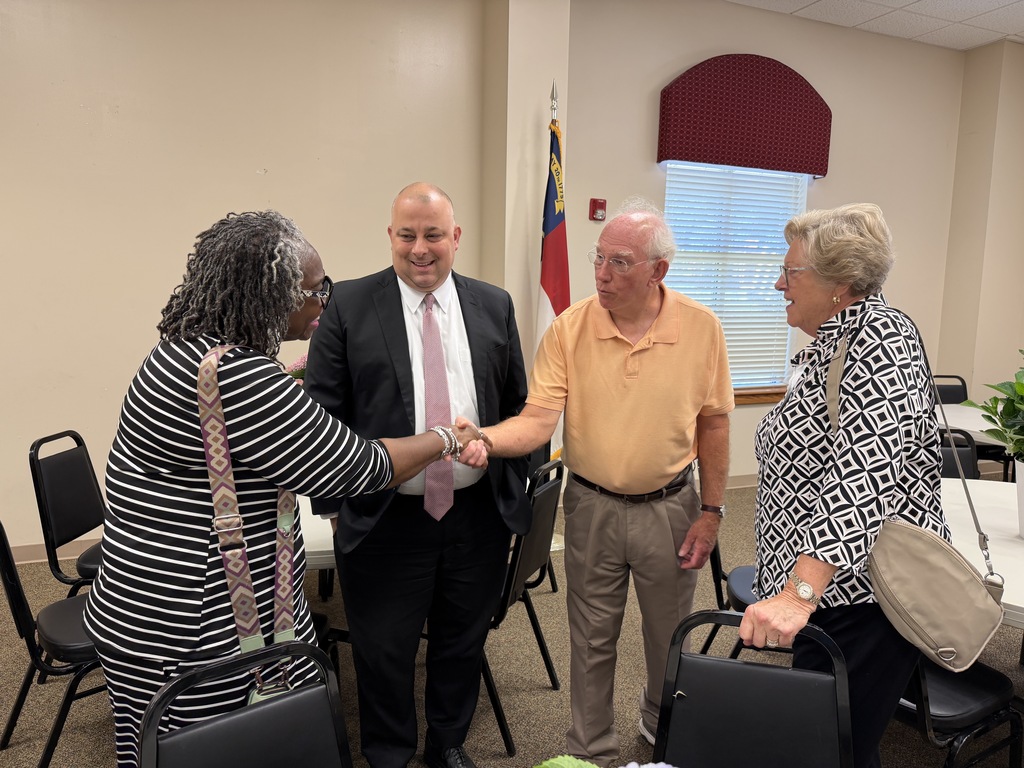 Warren County Schools Tuesdays Table Ribbon Cutting Ceremony