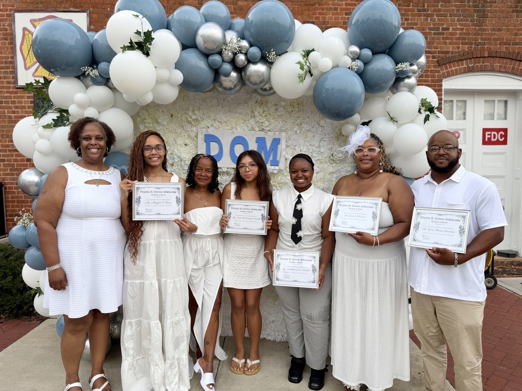 Warren County Schools students honored at Dinner Off Main with Virginia H. Levister scholarships provided by BriCie Events