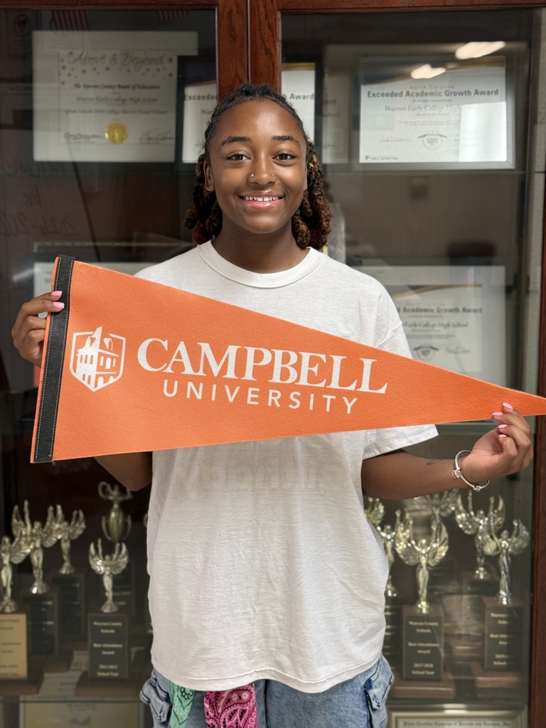 Kenley holding Campbell flag