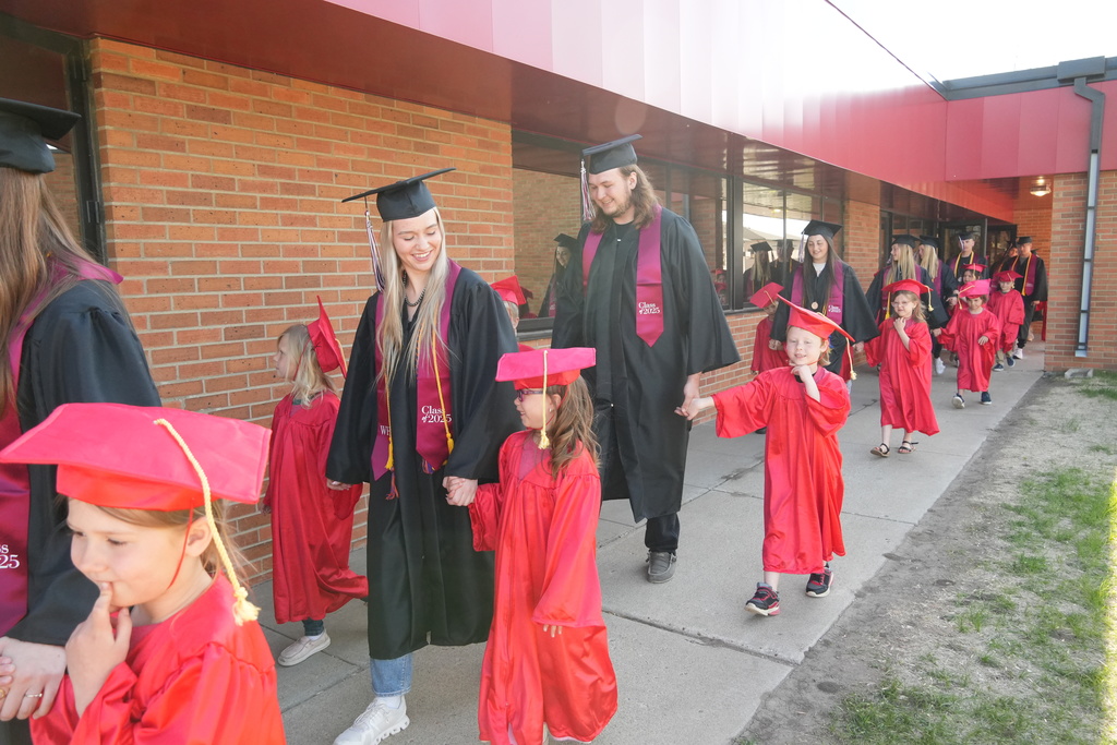 K and senior parade