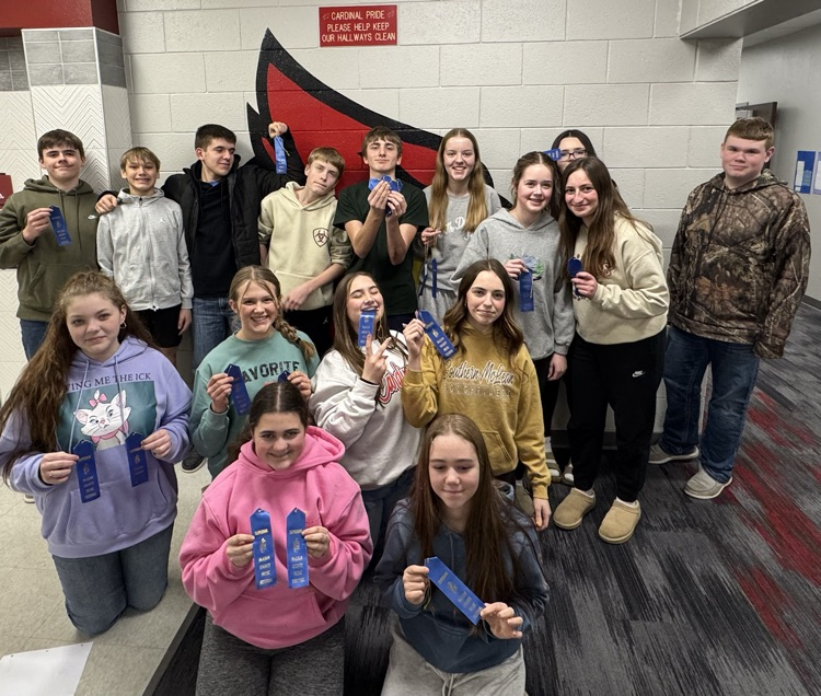 8th graders show off their results from music festival 