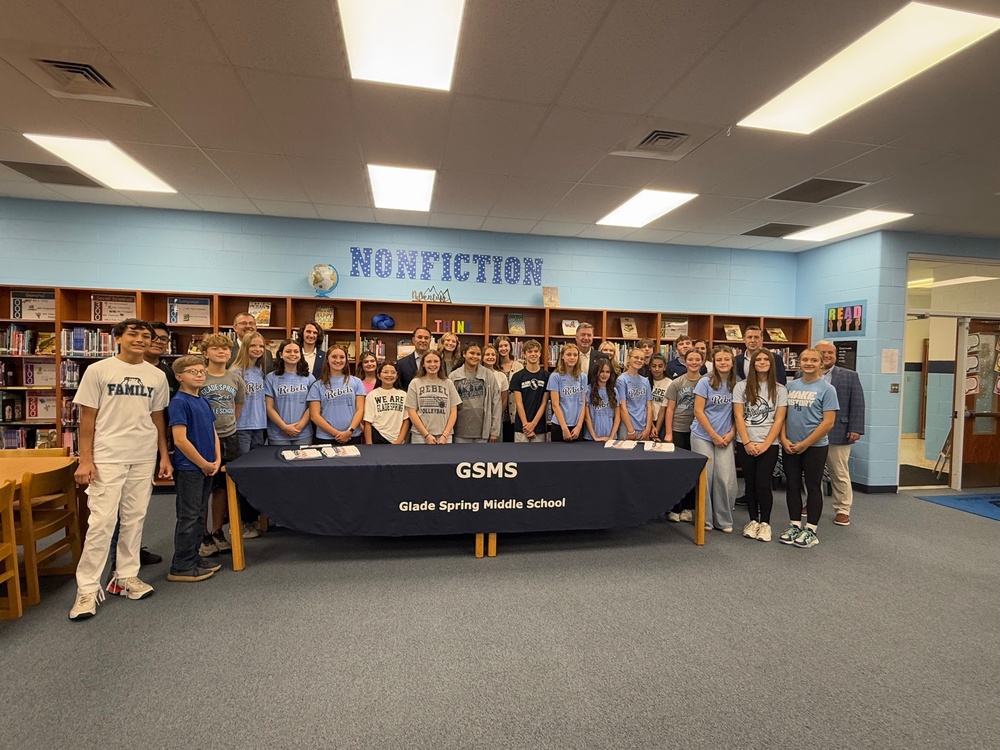 Virginia Attorney General Jason Miyares visits Glade Spring Middle School