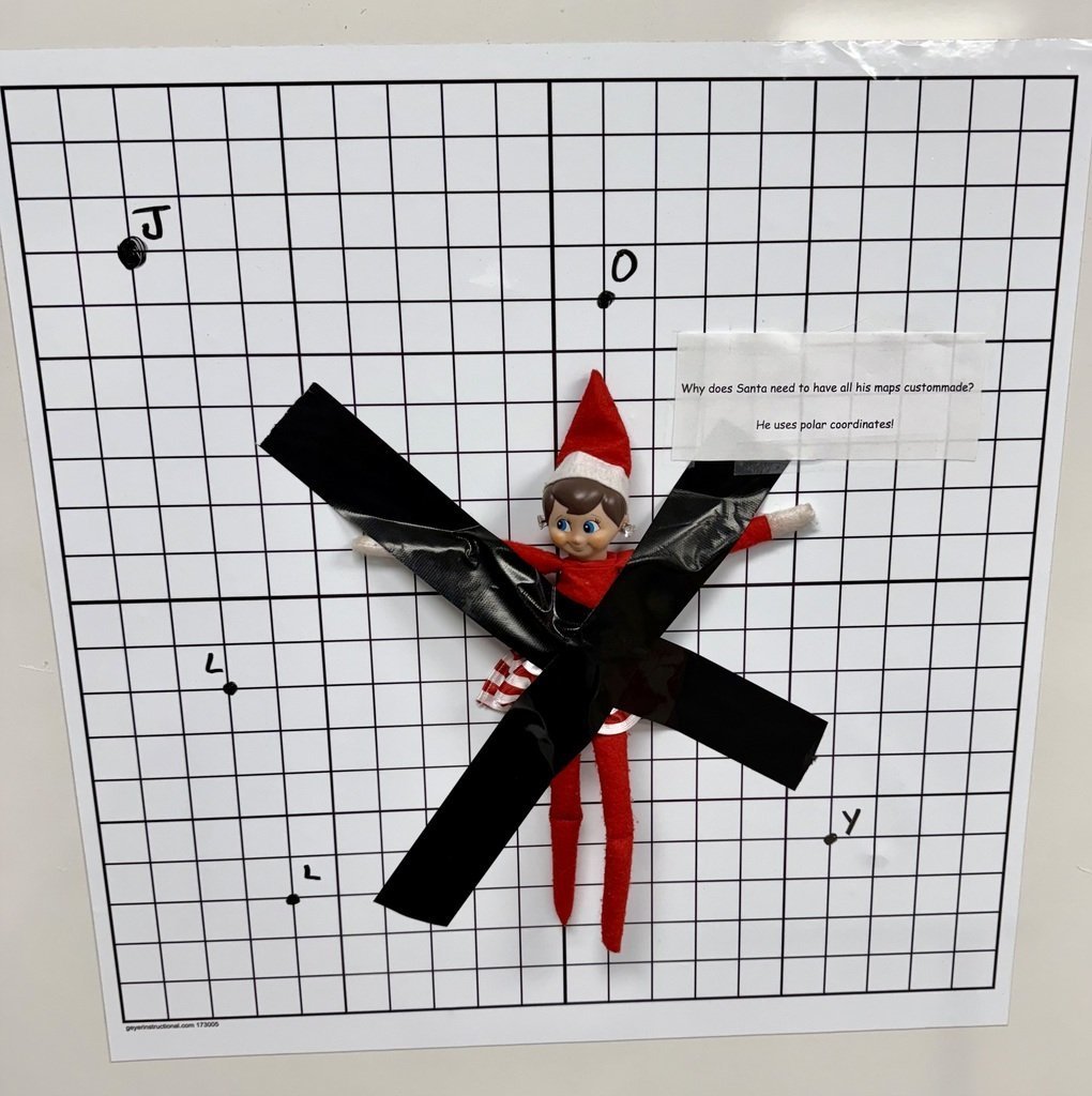Jolly the Elf visits Damascus Middle School