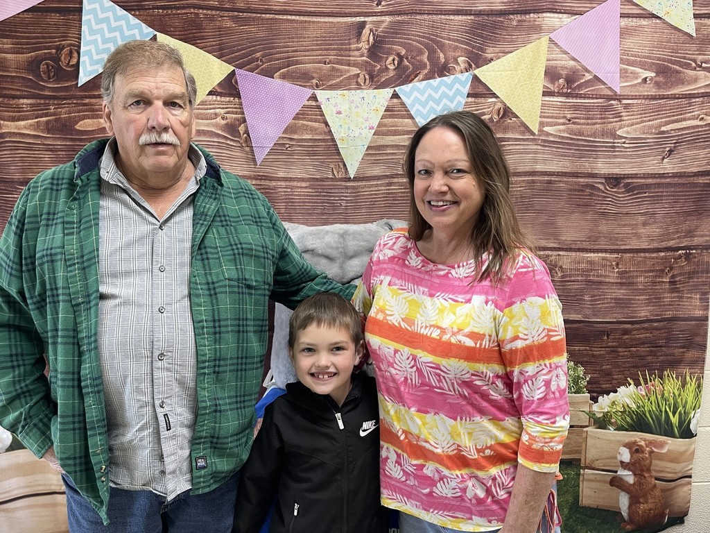 Valley Institute Elementary School Grandparents Brunch and Learn: Social Media Safety
