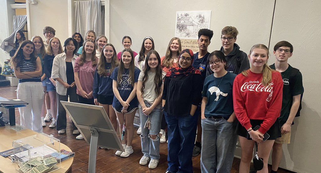Abingdon High School Gifted Class visits William King Museum of Art