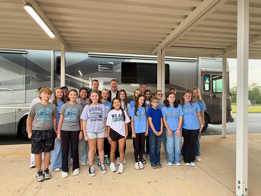 Virginia Attorney General Jason Miyares visits Glade Spring Middle School