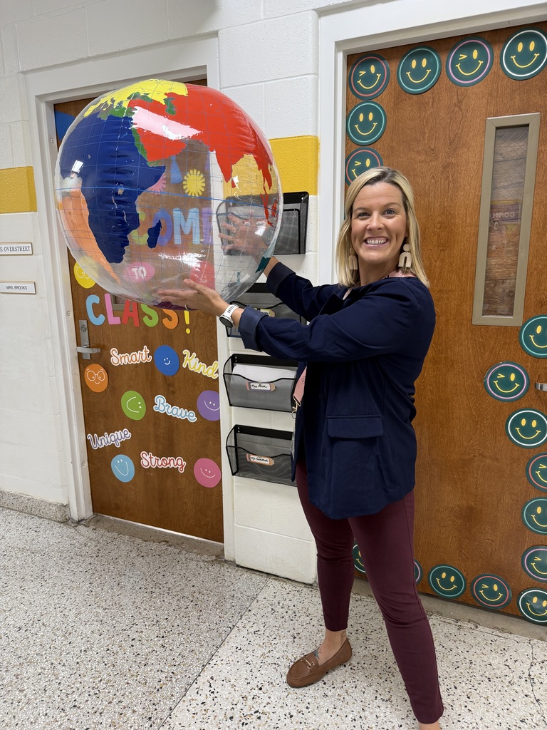 There’s one person who shows us what it means to be a World Changer every single day, all day long: our principal, Mrs. Nunley!