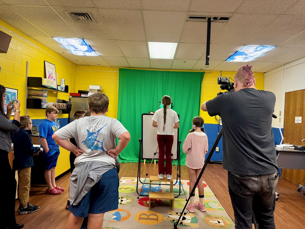 Greendale WGES News Crew