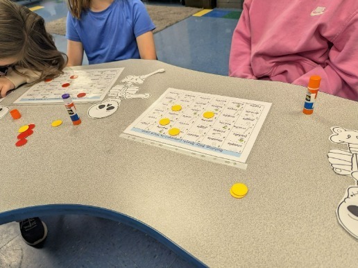 Meadowview Elementary School Halloween Reading Intervention