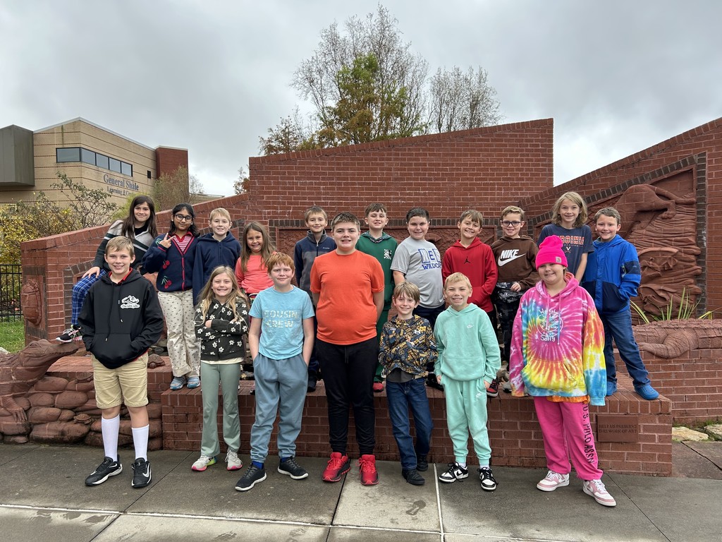 The WES Robotics Teams traveled to the Gray Fossil Site and Hands On Museum to do archaeological research for their “Unearthed” projects. They learned about animals that inhabited our area long ago, and they sifted for fossils to identify. 