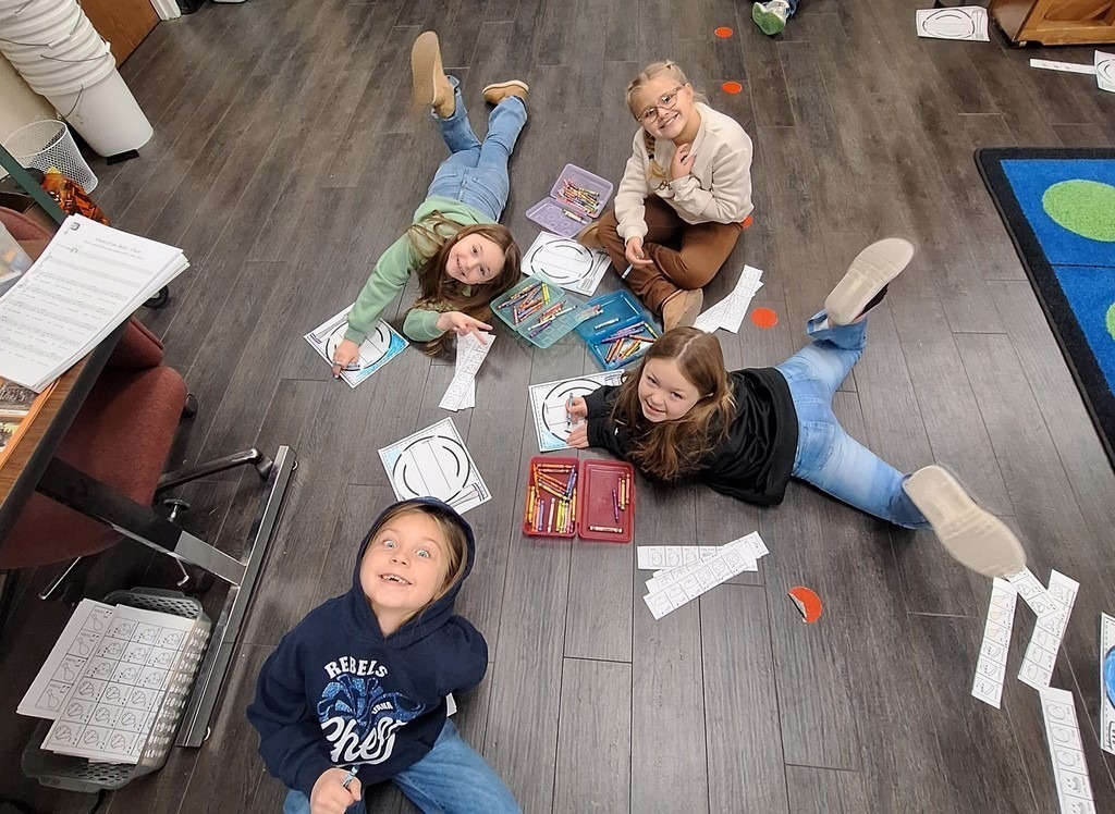 Meadowview Elementary School Thanksgiving Music Class 