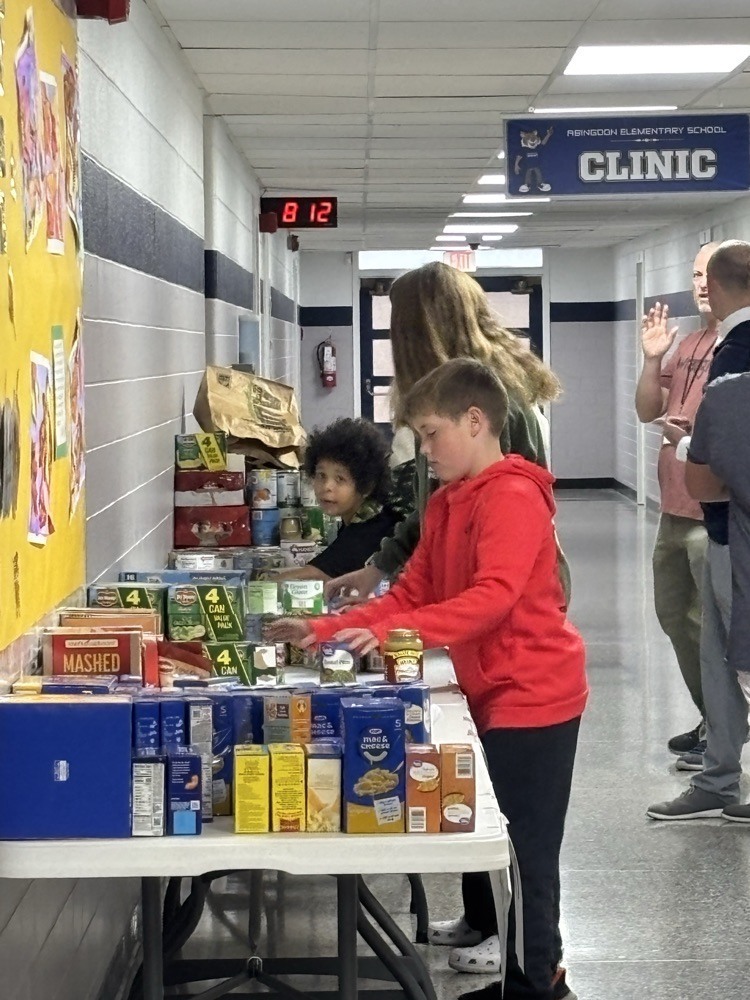 Abingdon Elementary School Food Bank Donations 