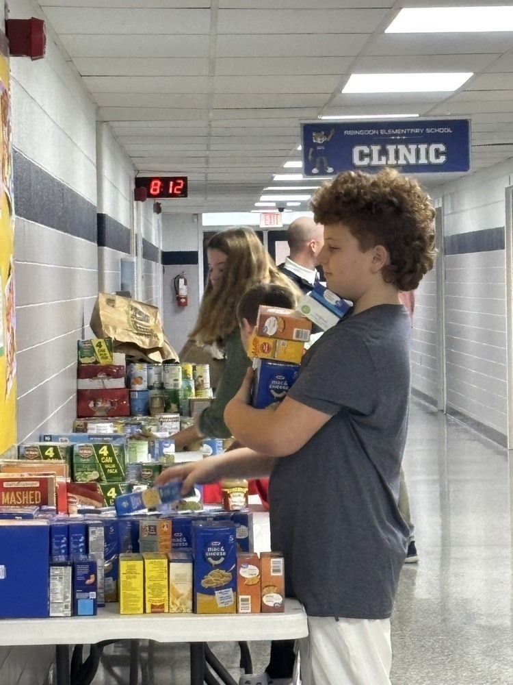 Abingdon Elementary School Food Bank Donations 