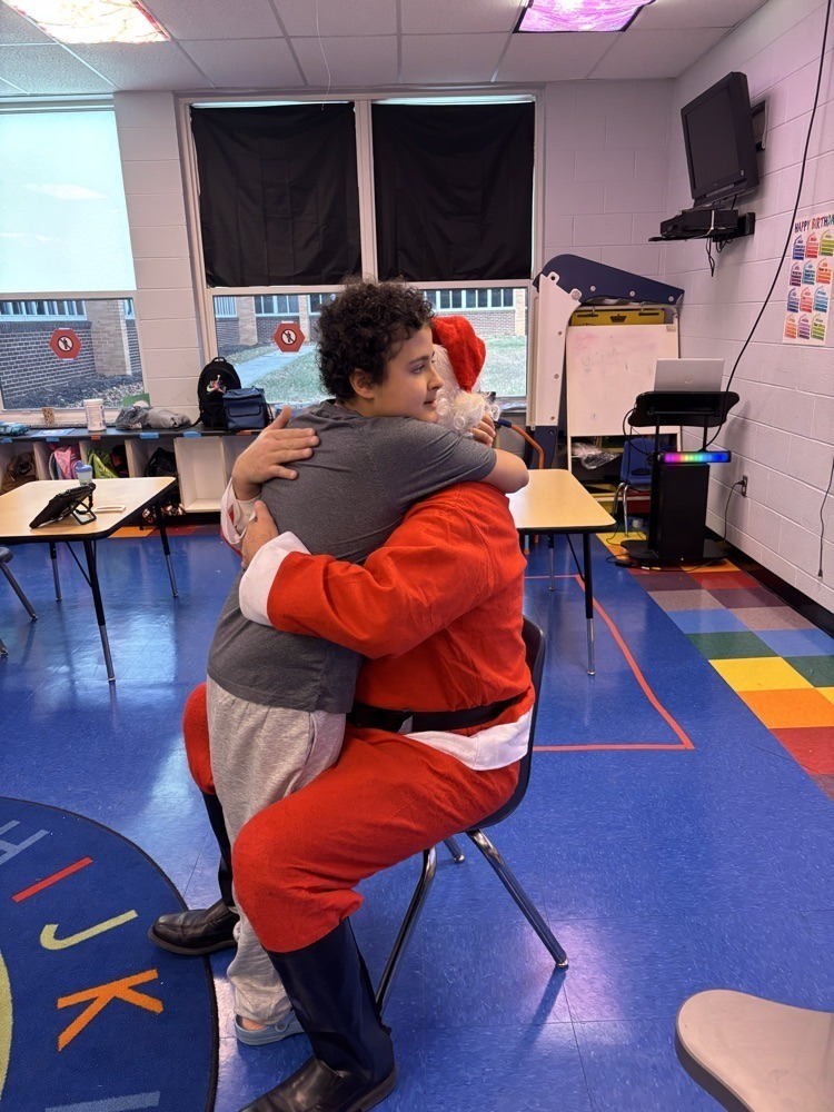 Abingdon Elementary School Santa Visit 