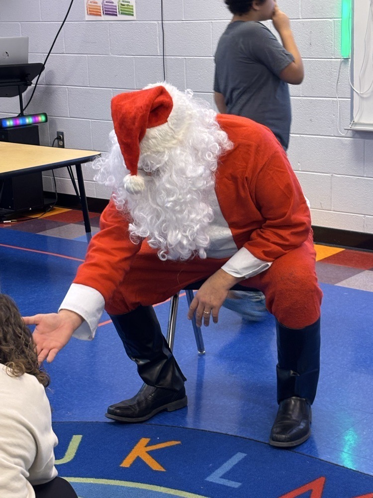 Abingdon Elementary School Santa Visit 