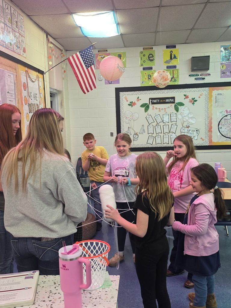 Meadowview Elementary School FFA Week with Patrick Henry High School Students 