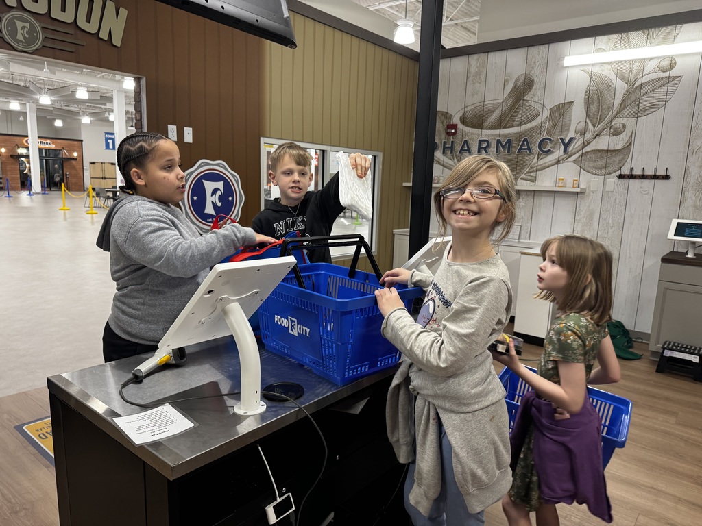 WES Third graders took a field trip to the EO Career Commons in Abingdon, VA. They were able to explore different careers using hands-on simulations (with corporations like VDOT, Ballad Health, Food City, Appalachian Power to name a few). It was an exciting day full of learning and fun!