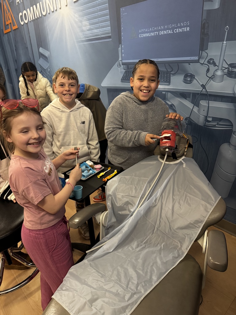 WES Third graders took a field trip to the EO Career Commons in Abingdon, VA. They were able to explore different careers using hands-on simulations (with corporations like VDOT, Ballad Health, Food City, Appalachian Power to name a few). It was an exciting day full of learning and fun!