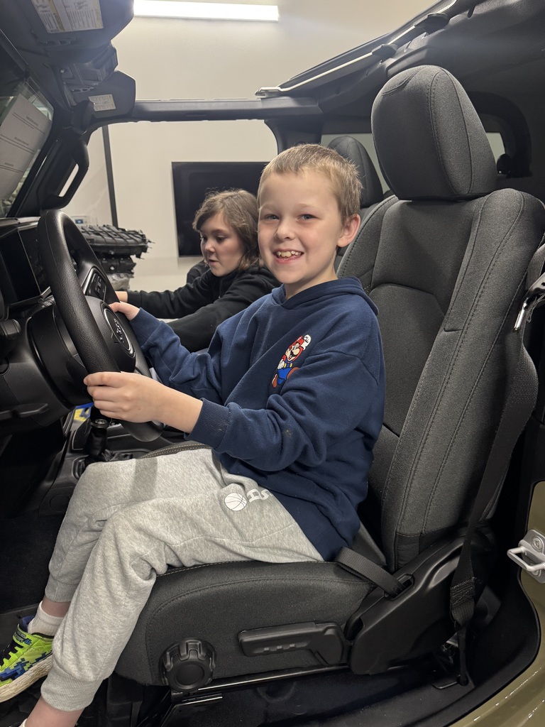 WES Third graders took a field trip to the EO Career Commons in Abingdon, VA. They were able to explore different careers using hands-on simulations (with corporations like VDOT, Ballad Health, Food City, Appalachian Power to name a few). It was an exciting day full of learning and fun!