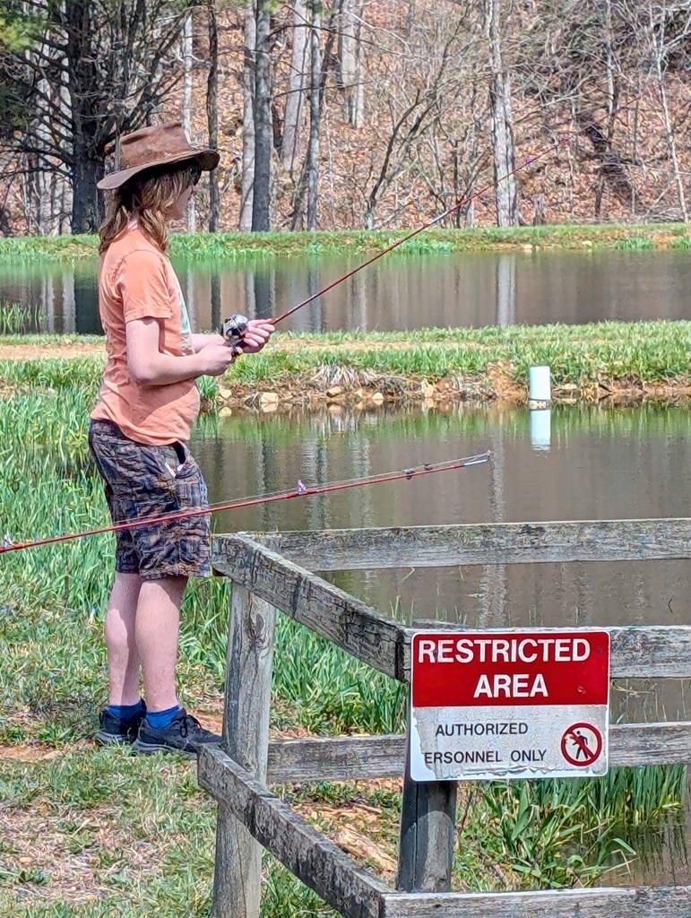 Patrick Henry High School Fish Hatchery Visit