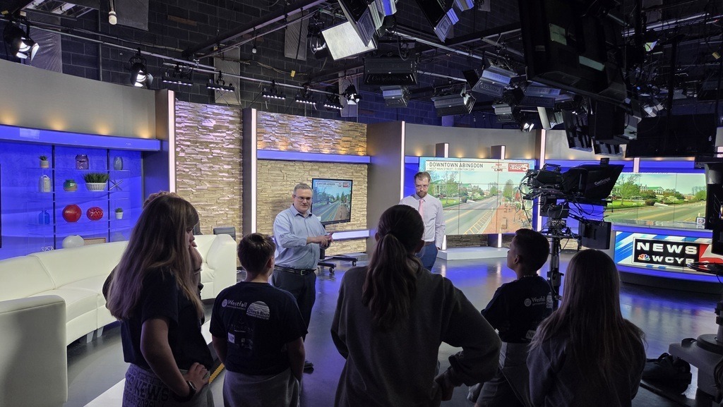 Abingdon Elementary School WCYB Visit 