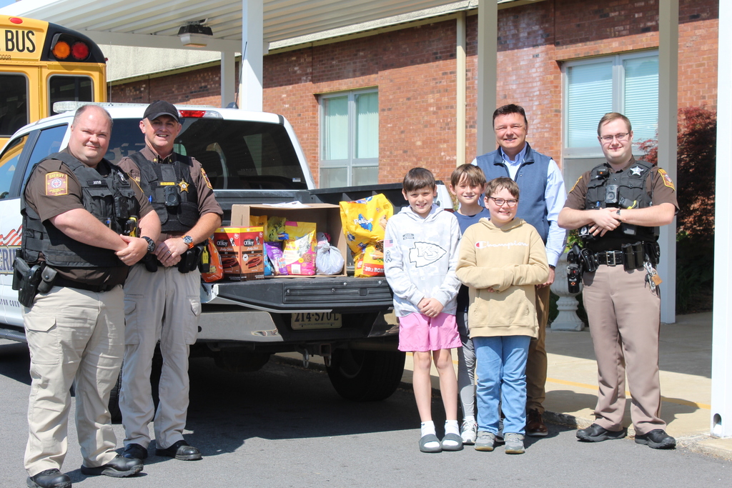 Students and deputies