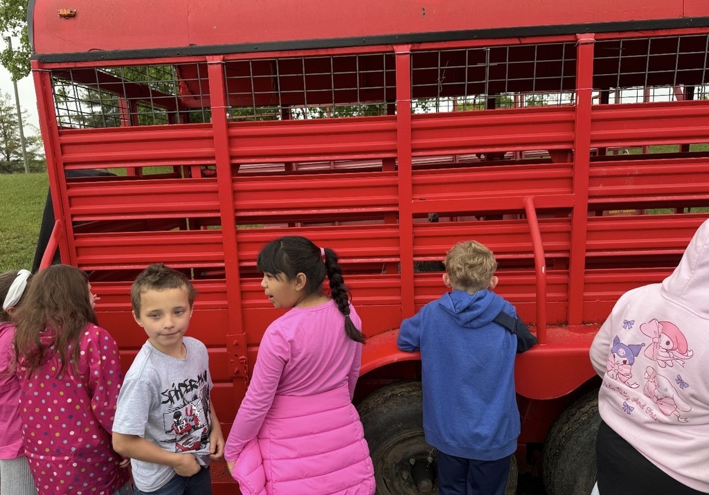 Second Graders enjoyed spending time with AHS FFA members at the Food for America event last week.