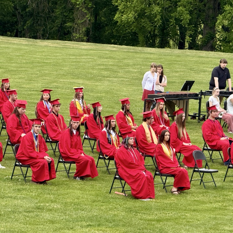 Holston Grad 2026 