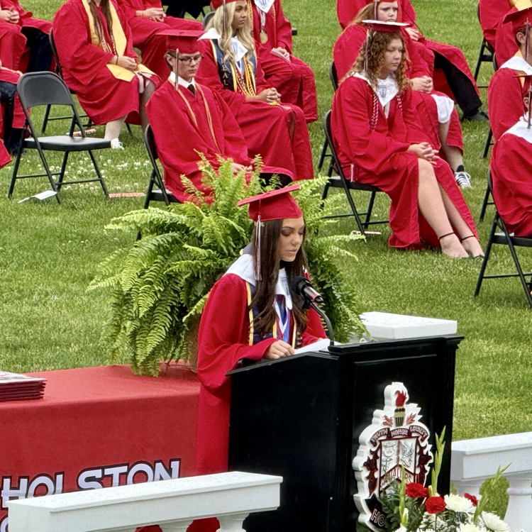 Holston Grad 2026