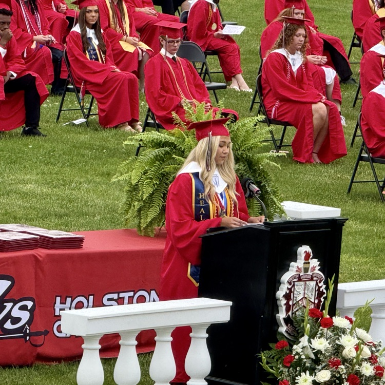 Holston Grad 2027 