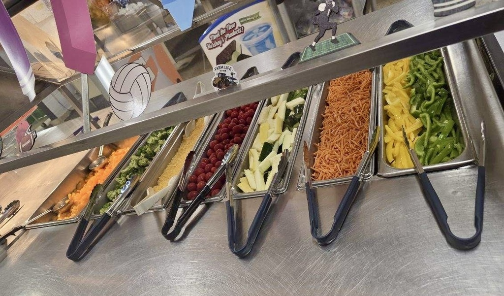 EB Stanley Middle School Salad Bar 