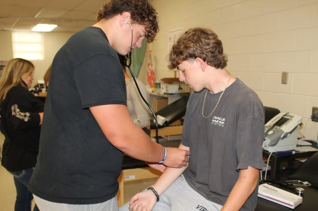 WCCTEC Sports Medicine 